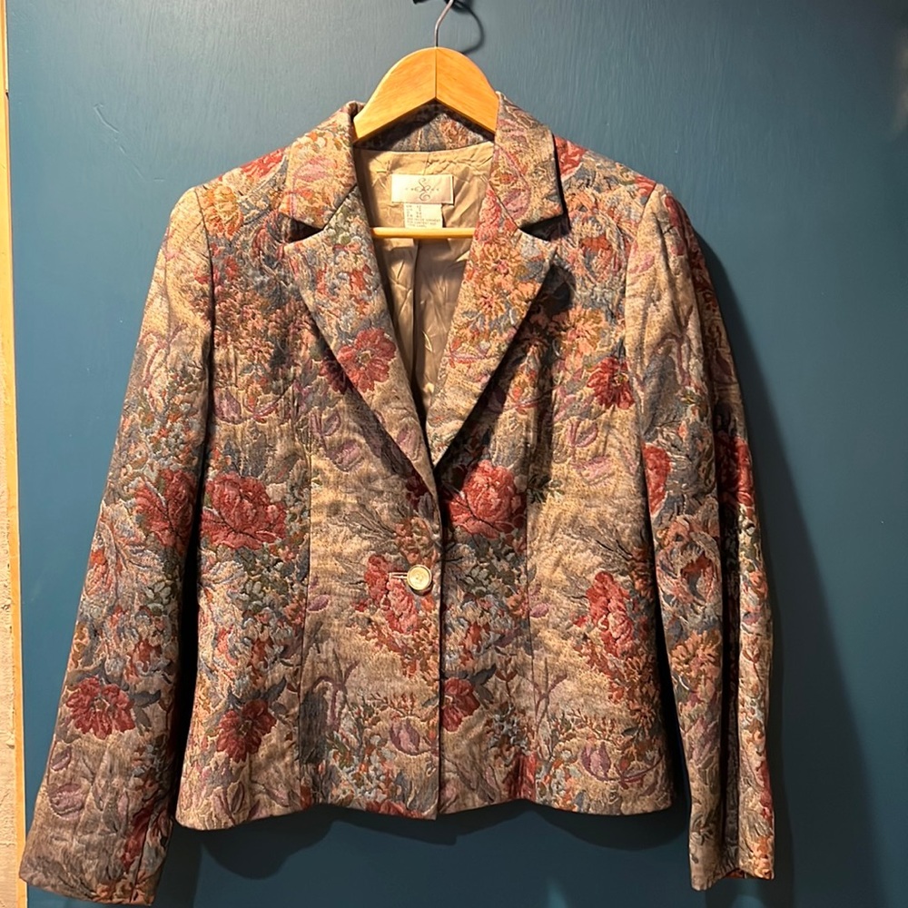 Floral Tapestry Blazer